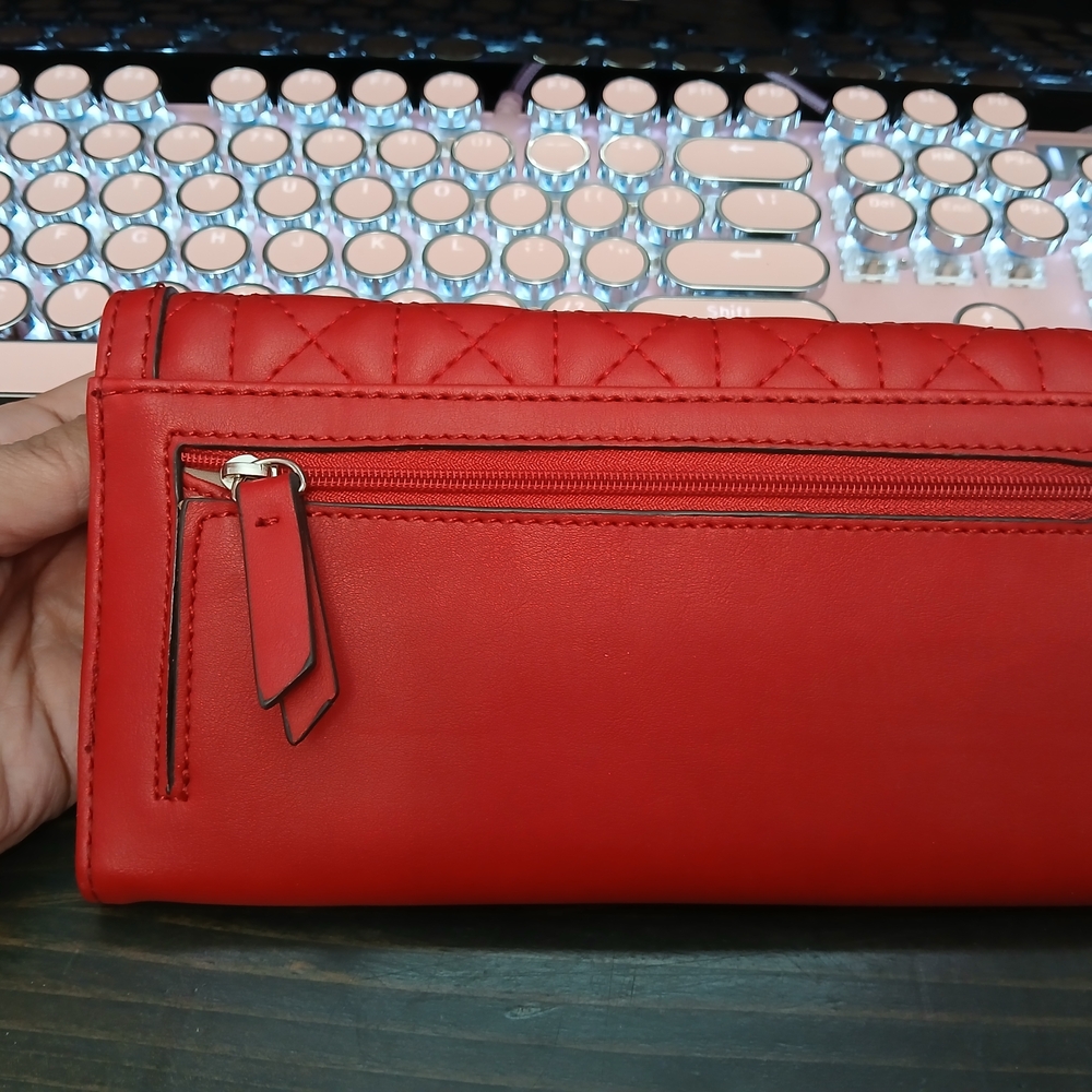 Nine West Red Quilted Clutch - Picture 4 of 4